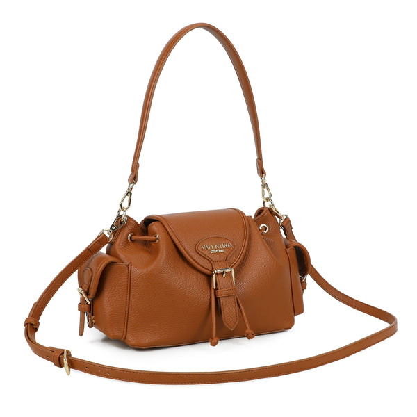 Borsa a spalla in ecopelle con patta e tasche laterali VC2012