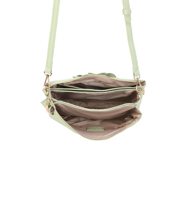 Borsetta pochette in ecopelle con catena a tracolla e fiore ECG609