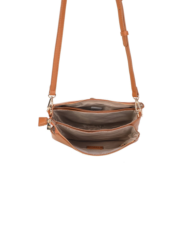Borsetta pochette in ecopelle con catena a tracolla e fiore ECG609