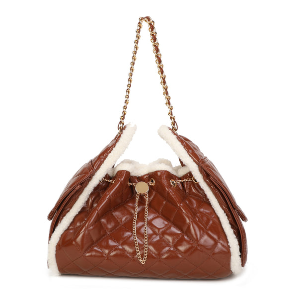 Borsa in ecopelle lucida trapuntata con dettagli in teddy EC6321