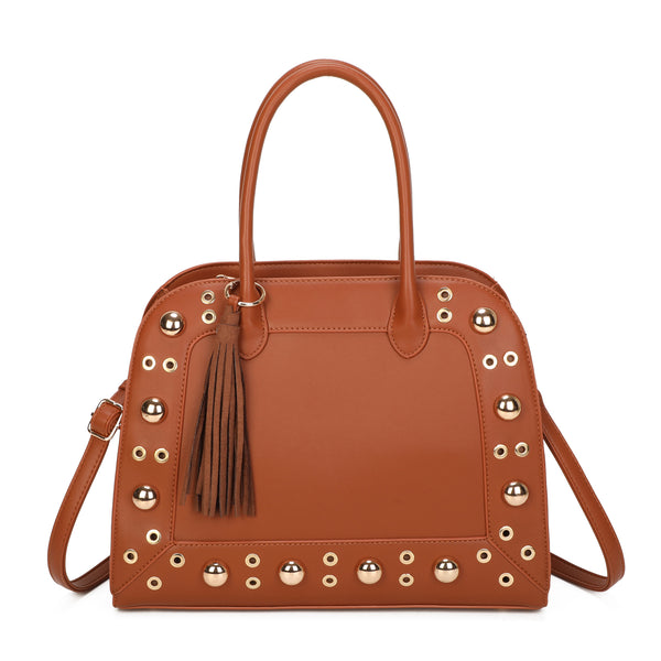 Borsa bauletto in ecopelle con borchie e occhielli e charm frangia 2279